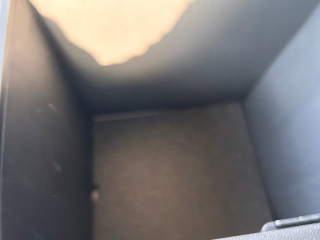 Used 2025 Kia Sorento S image 37