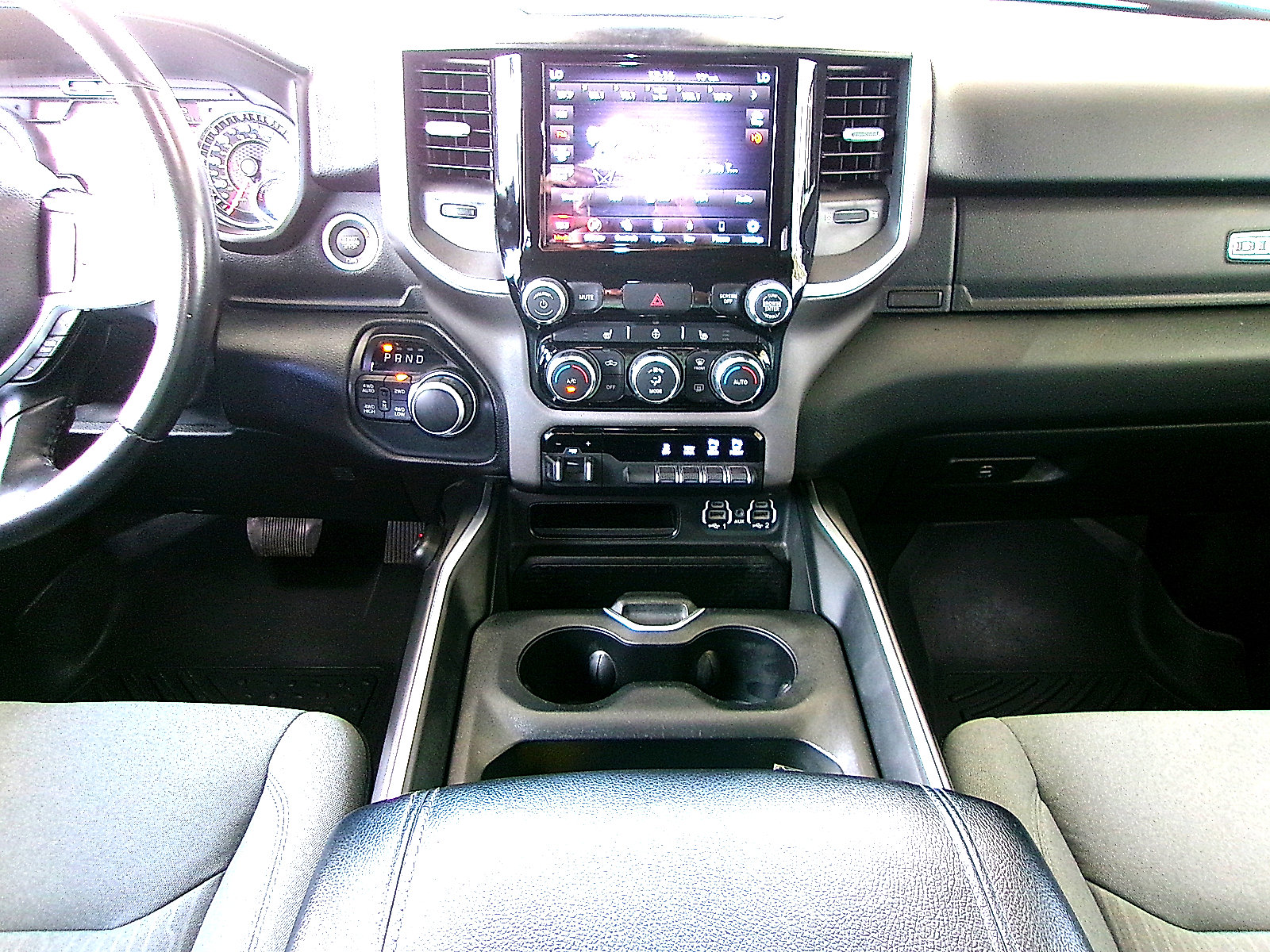 Used 2021 RAM 1500 Big Horn AWD/4WD image 16