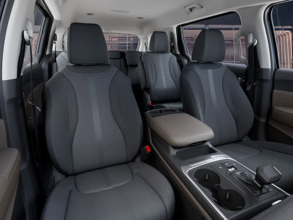 New 2026 Kia Carnival LX FWD image 15