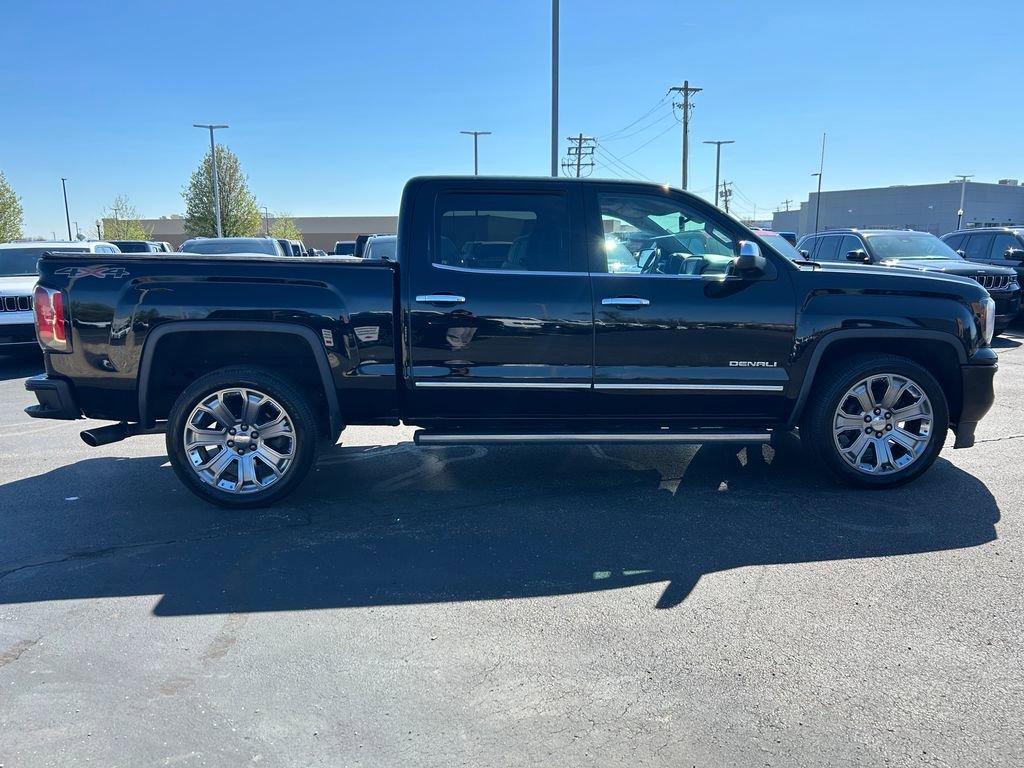 Used 2017 GMC Sierra 1500 Denali w/ Denali Ultimate Package image 8