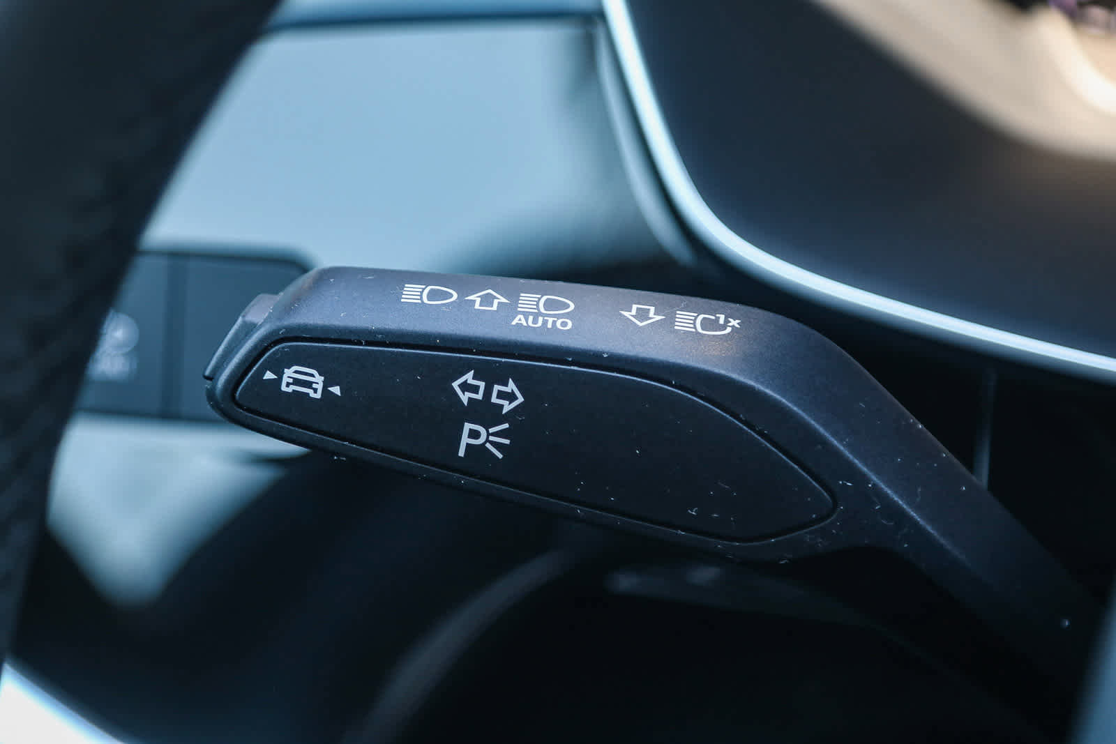 Used 2025 Audi Q3 2.0T Premium w/ Convenience Package image 37