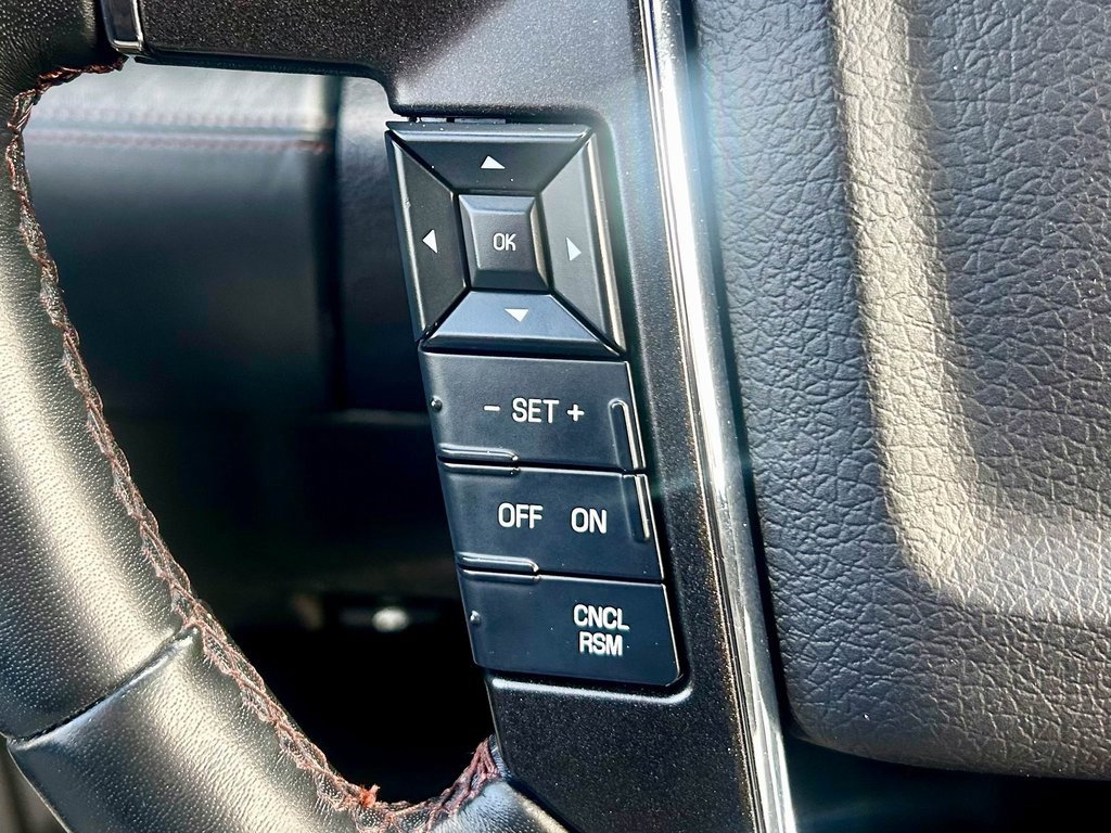 Used 2017 Lincoln Navigator L Reserve image 37