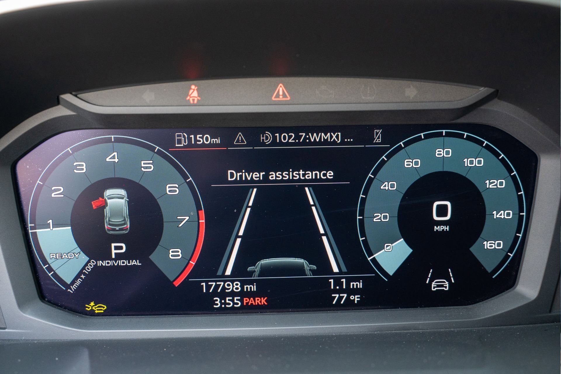 Used 2025 Audi Q3 2.0T Premium image 36