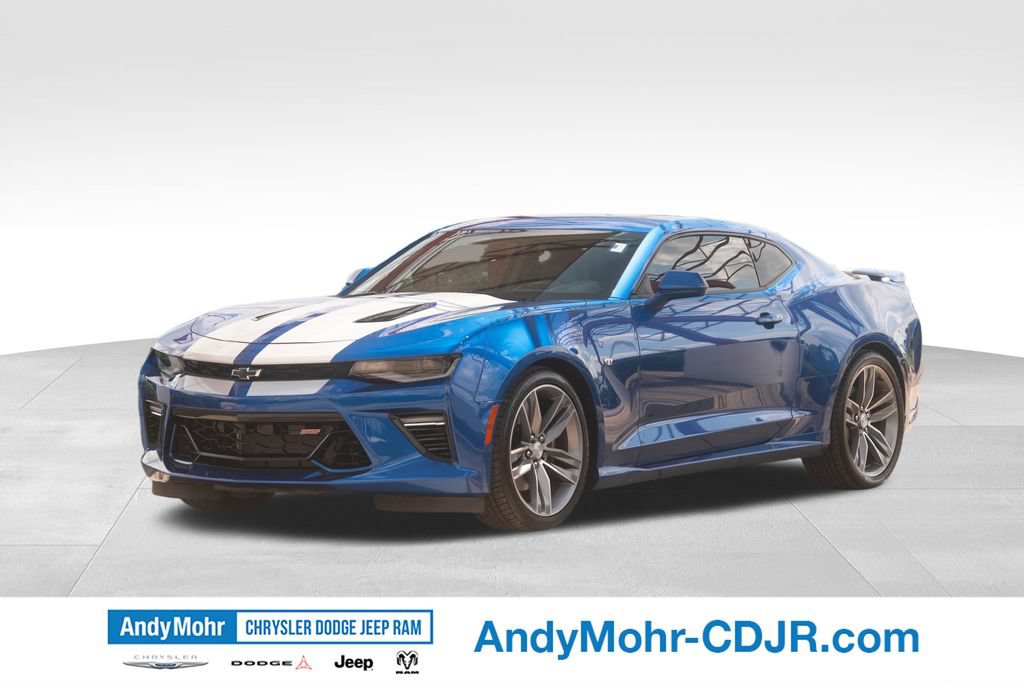 Used 2018 Chevrolet Camaro SS w/ LPO, Ground Effects Package RWD image 3