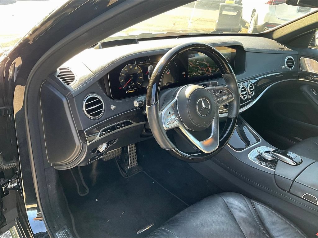Used 2020 Mercedes-Benz S 450 Sedan image 4