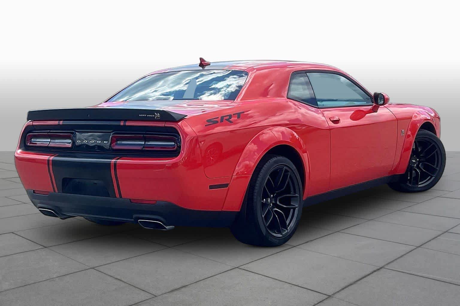 Used 2022 Dodge Challenger R/T Scat Pack RWD image 12
