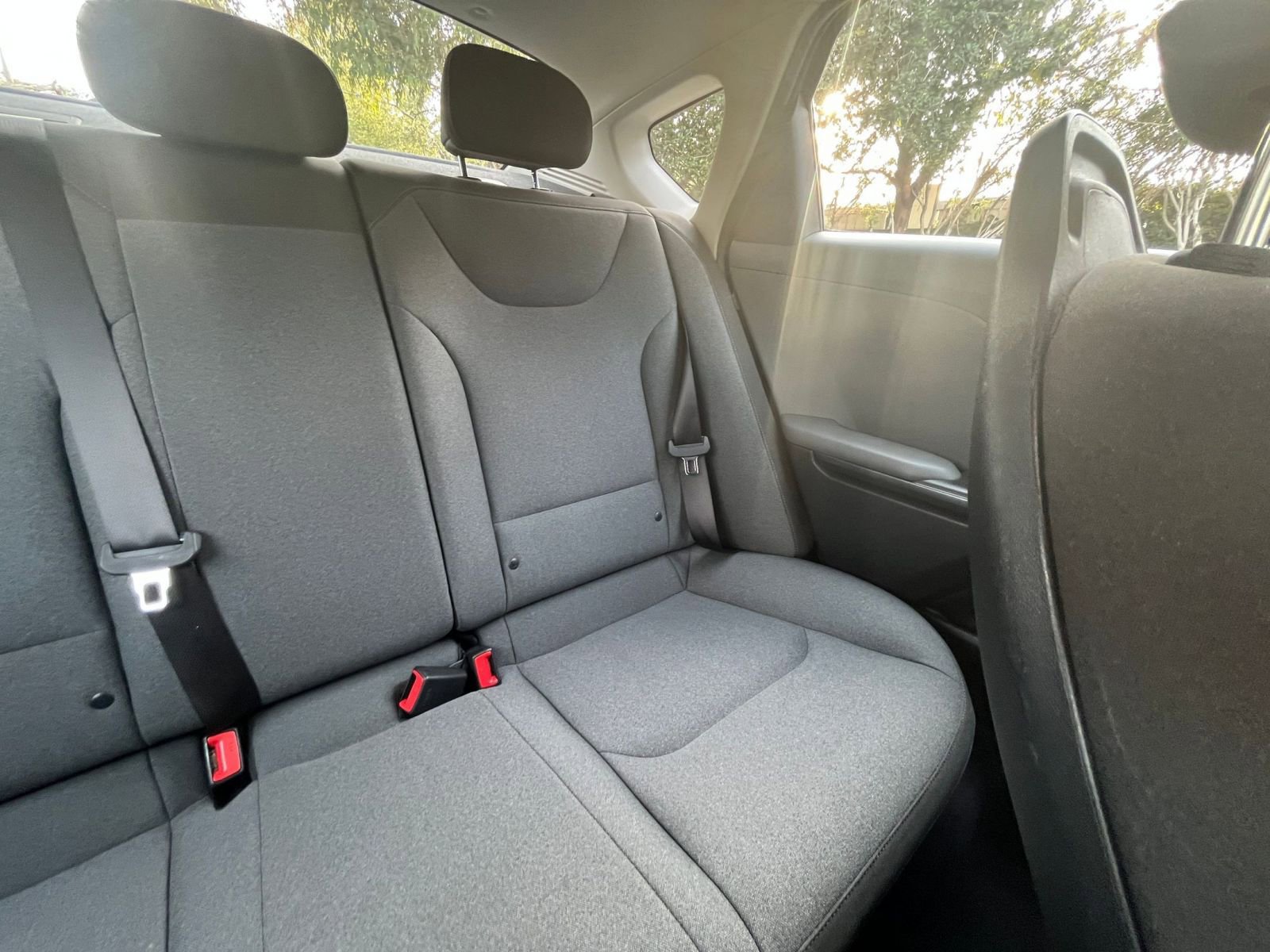 Used 2025 Kia K4 LXS image 36