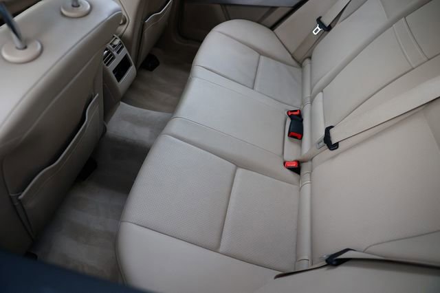 Used 2012 Mercedes-Benz GLK 350 2WD image 10