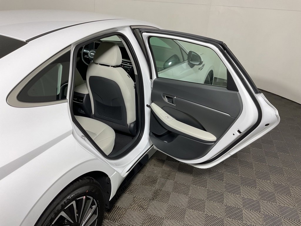 New 2025 Hyundai Sonata SEL image 31
