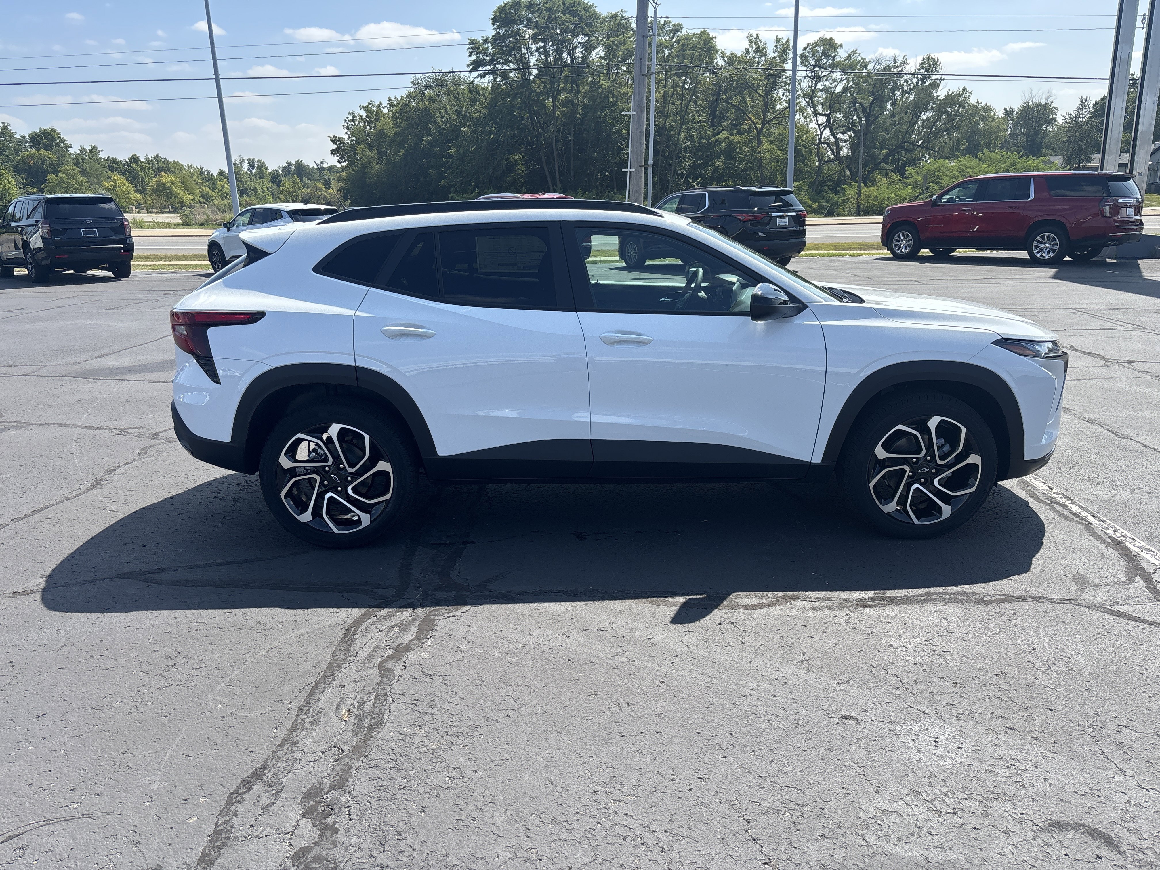 New 2025 Chevrolet Trax RS w/ Driver Confidence Package image 2
