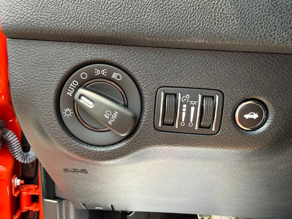 Used 2017 Dodge Charger R/T RWD image 20