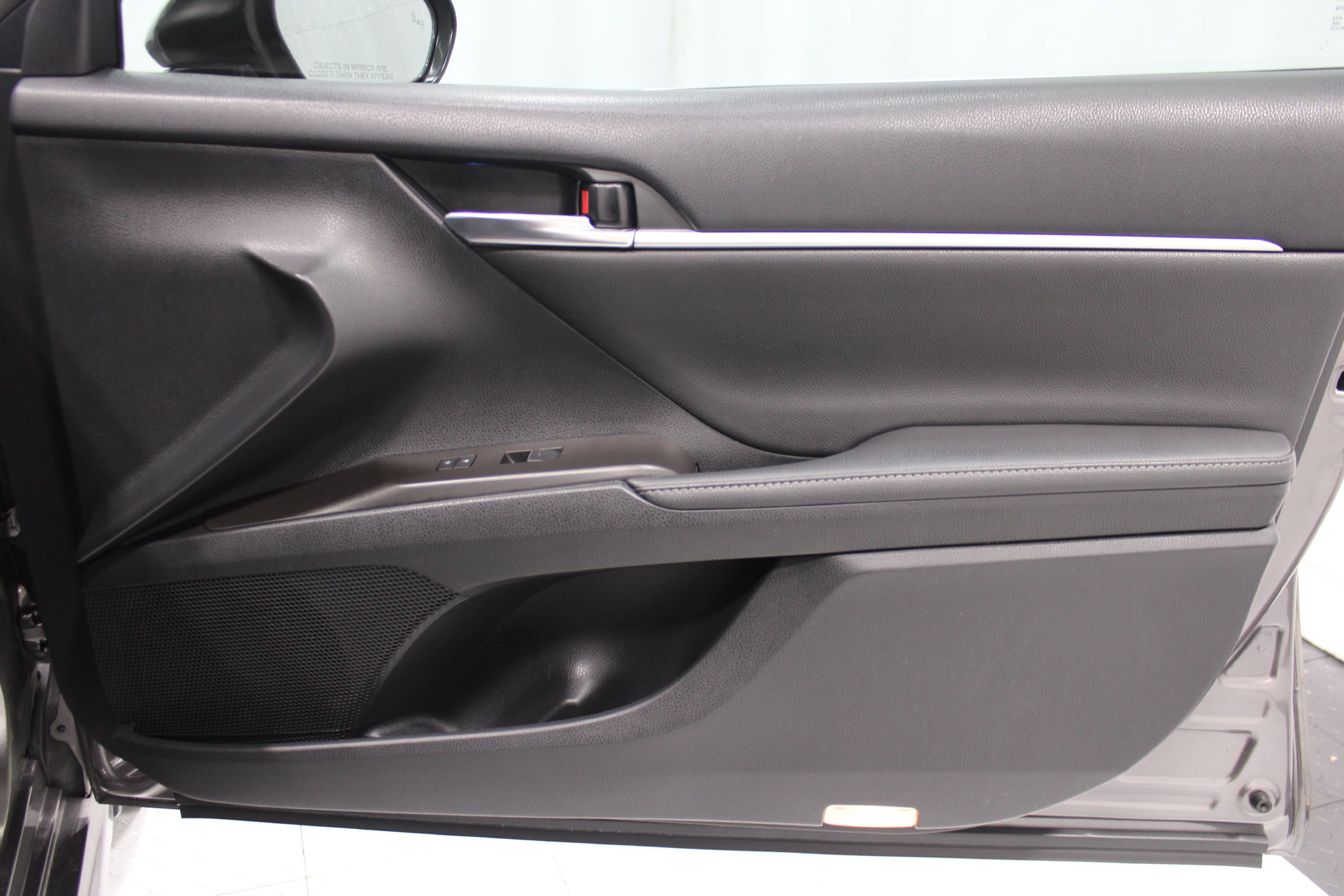 Used 2022 Toyota Camry XSE w/ Navigation Package FWD image 23