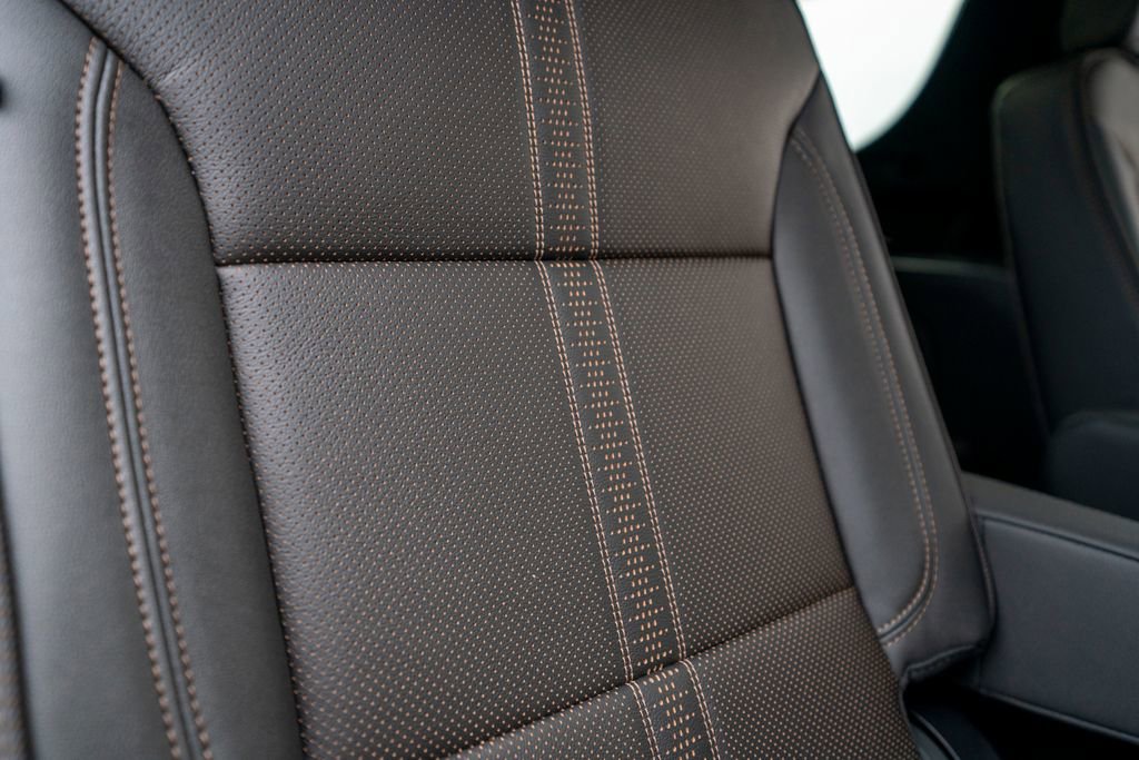 New 2026 Chevrolet Suburban High Country image 45