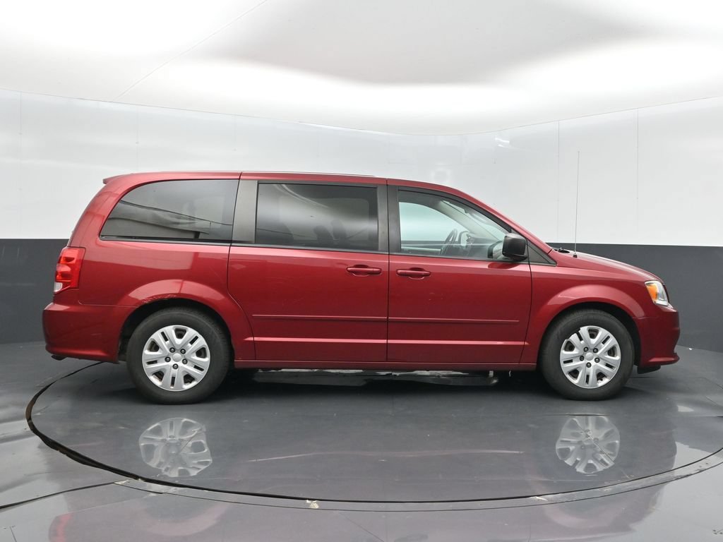 Used 2015 Dodge Grand Caravan SE w/ Quick Order Package 29E SE FWD image 5