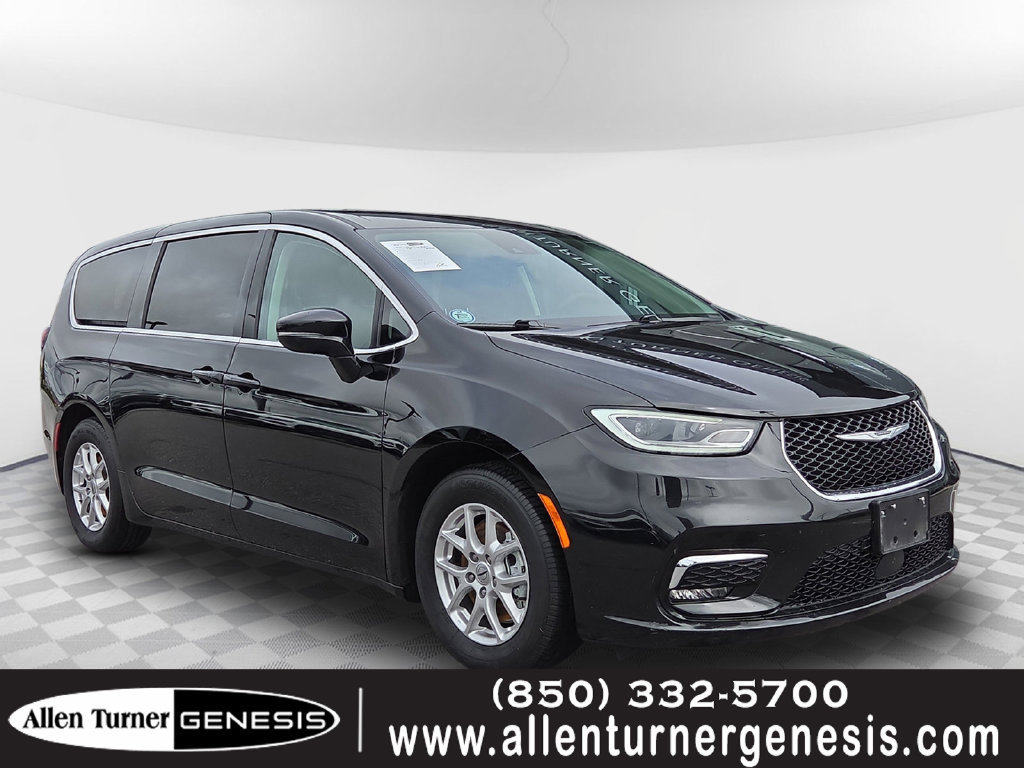 Used 2024 Chrysler Pacifica Touring-L