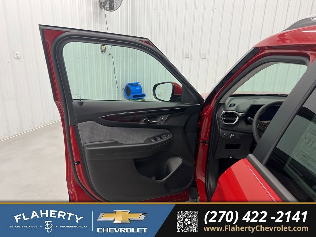 New 2026 Chevrolet TrailBlazer LT w/ Driver Confidence Package image 8