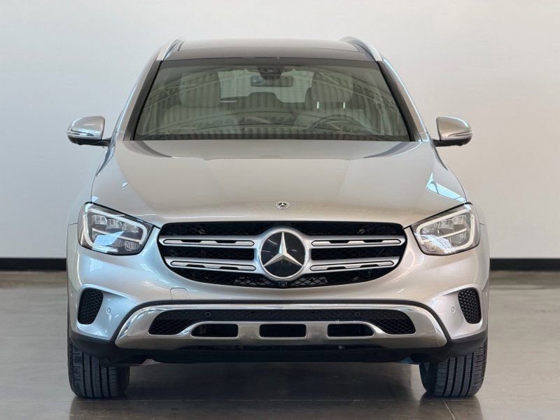 Used 2021 Mercedes-Benz GLC 300 w/ Premium Package image 2