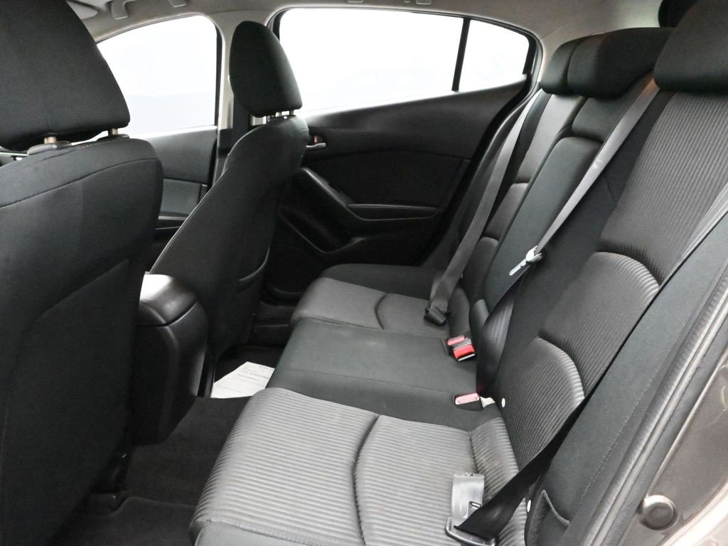 Used 2016 MAZDA MAZDA3 i Touring w/ Popular Equipment Package image 13