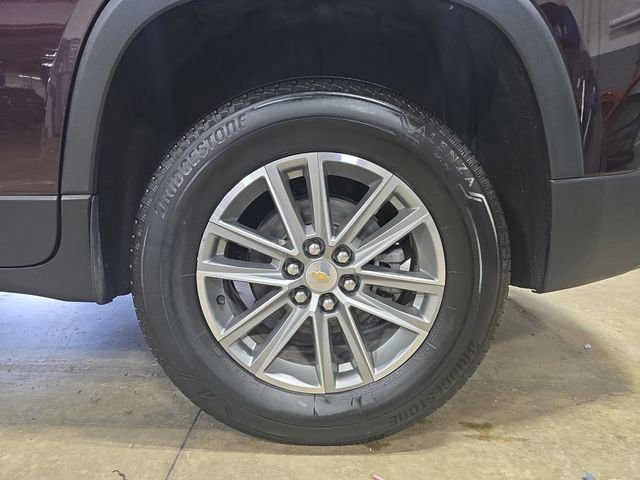 Used 2023 Chevrolet Traverse LT w/ LPO, Floor Liner Package image 38