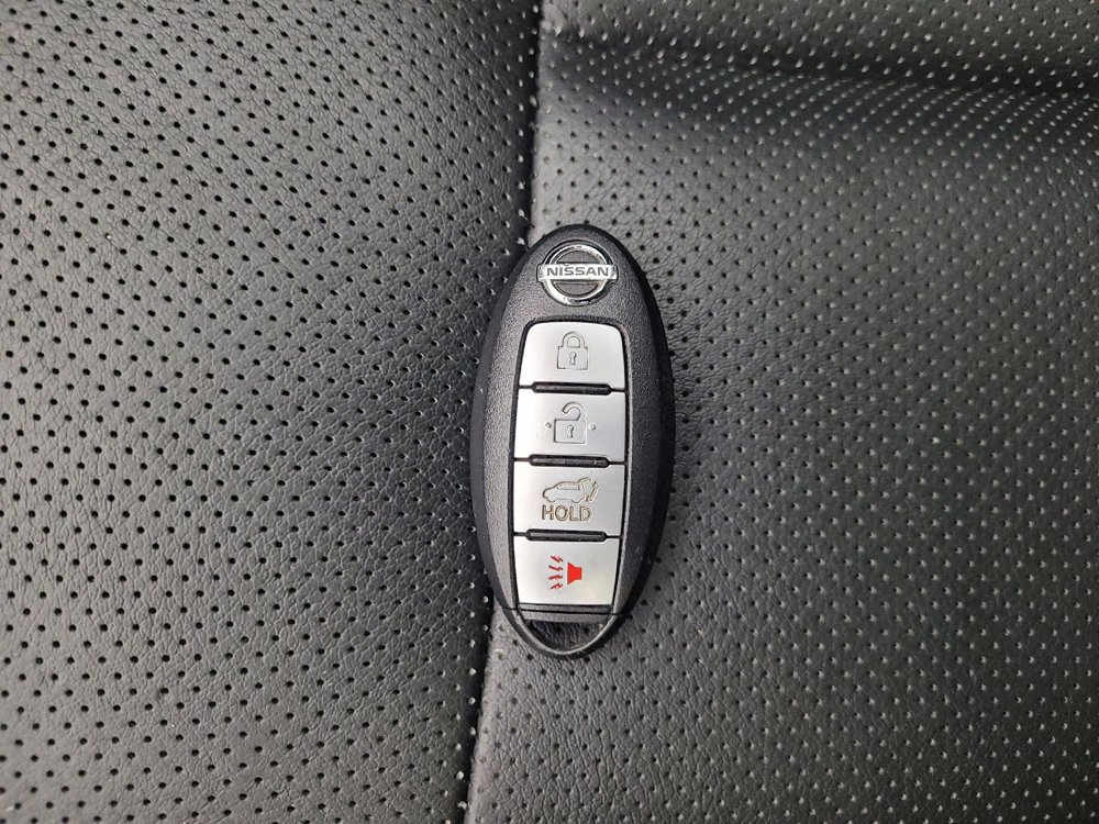 Used 2016 Nissan Rogue SL w/ SL Premium Package AWD/4WD image 32