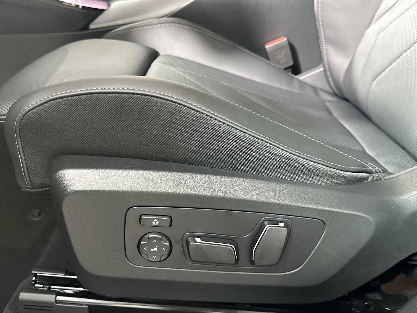 New 2026 BMW X3 xDrive30 image 12