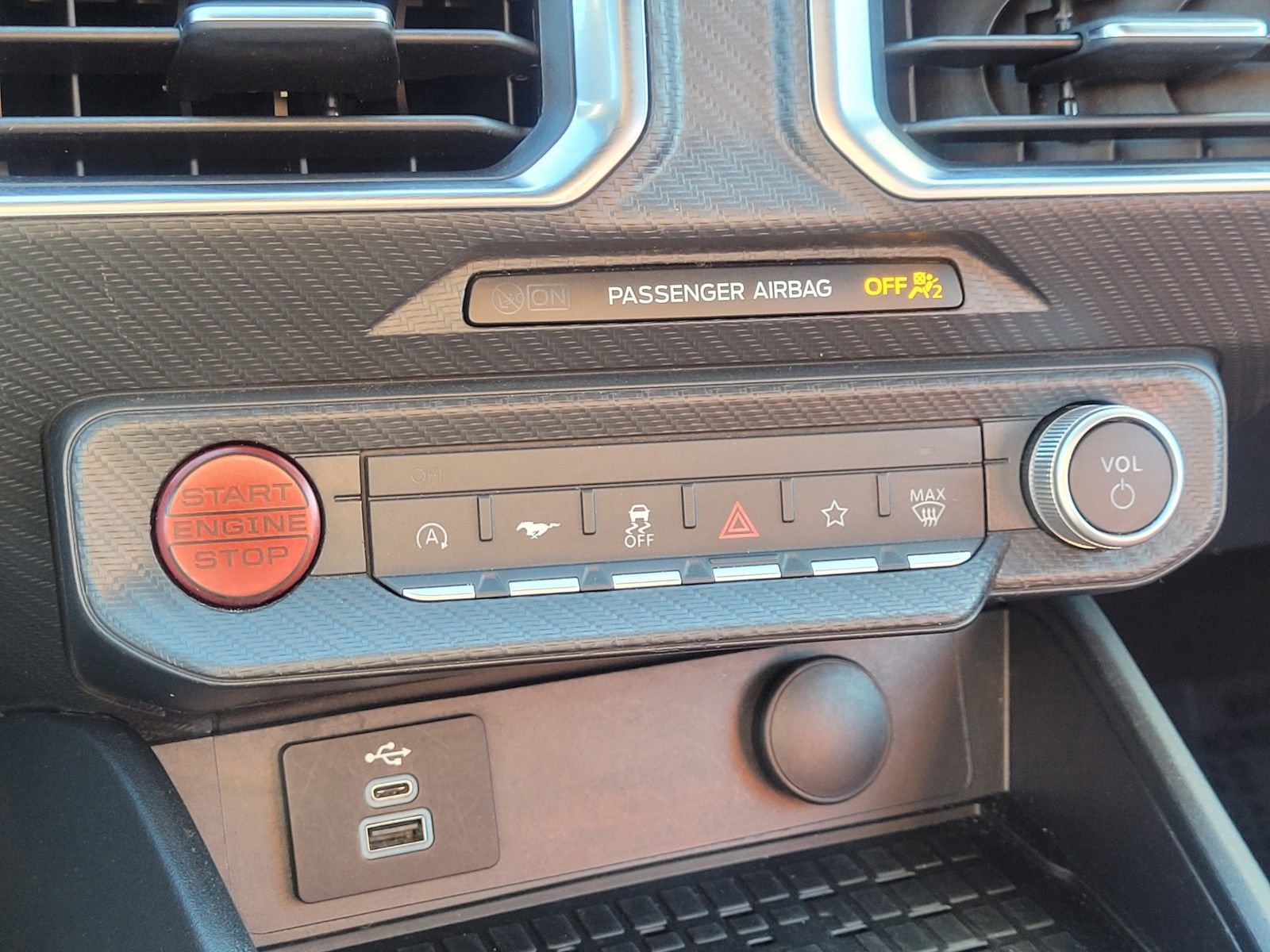 Used 2024 Ford Mustang Premium image 24