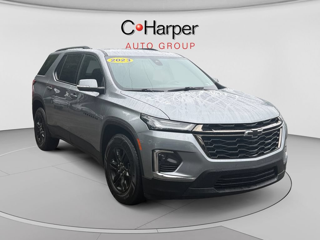 Used 2023 Chevrolet Traverse LT w/ Midnight/Sport Edition