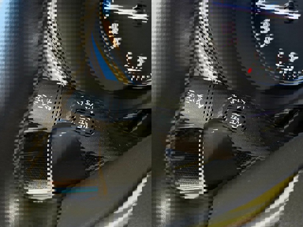 Used 2023 Buick Envision Essence image 19