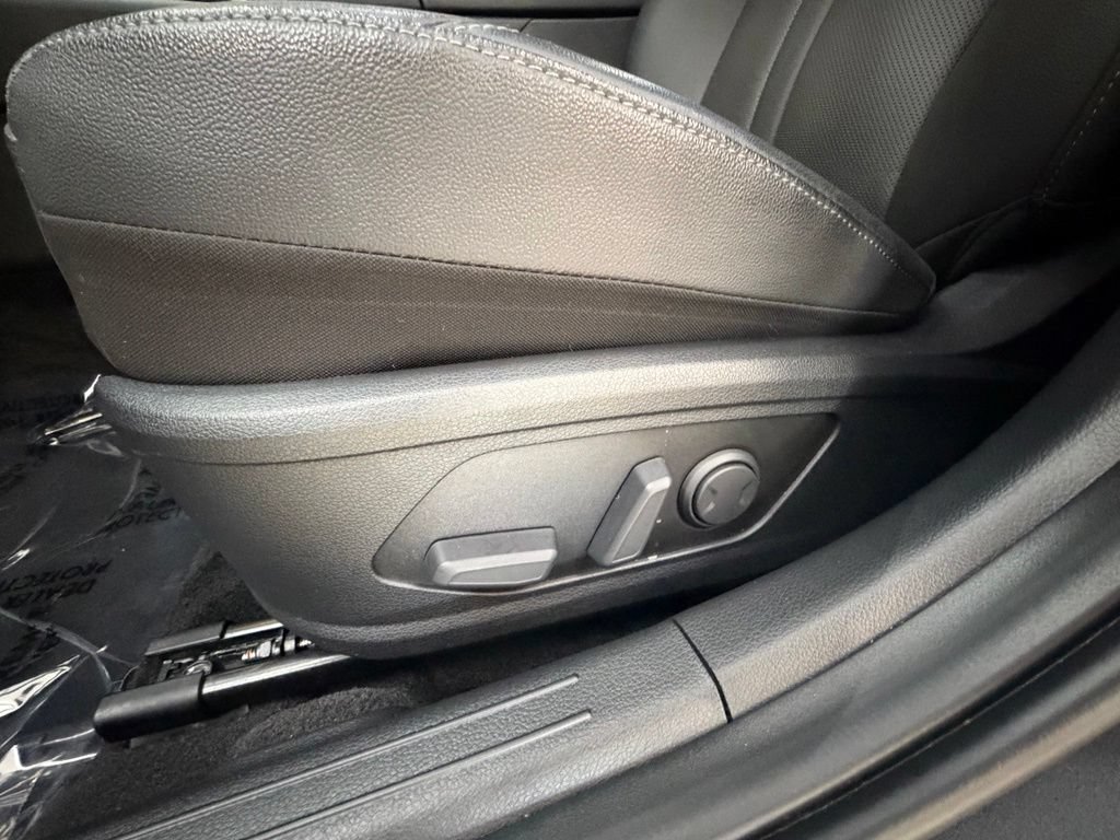 Used 2024 Hyundai Sonata Limited FWD image 41