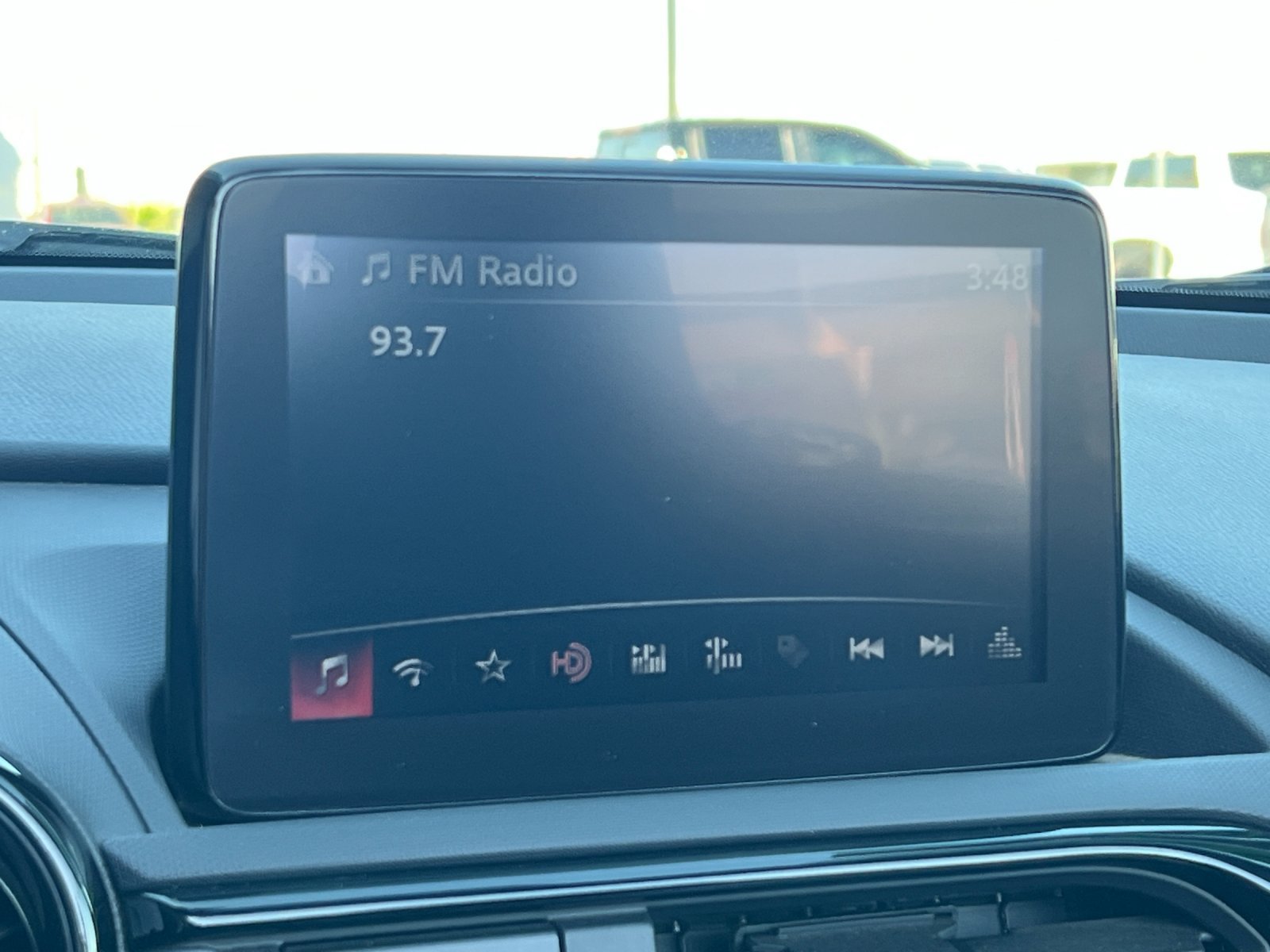 Used 2019 MAZDA MX-5 Miata Sport RWD image 17