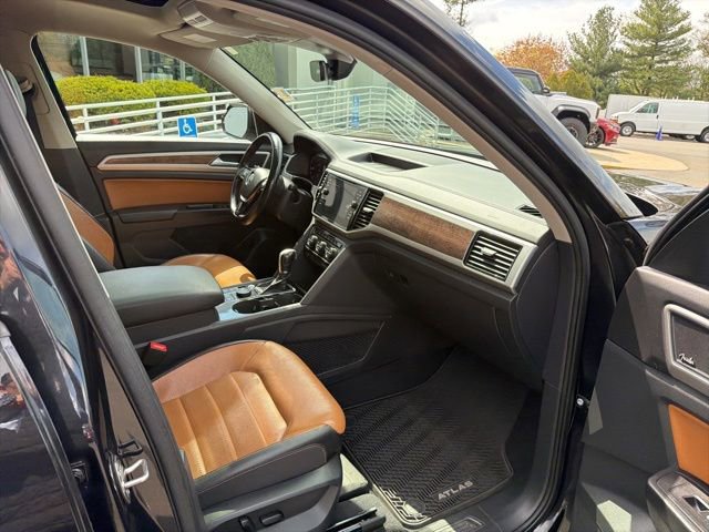 Used 2019 Volkswagen Atlas SEL Premium AWD/4WD image 10