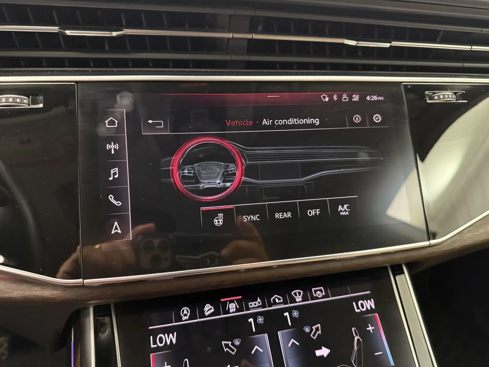 Used 2019 Audi Q8 Prestige w/ Adaptive Chassis Package AWD/4WD image 30
