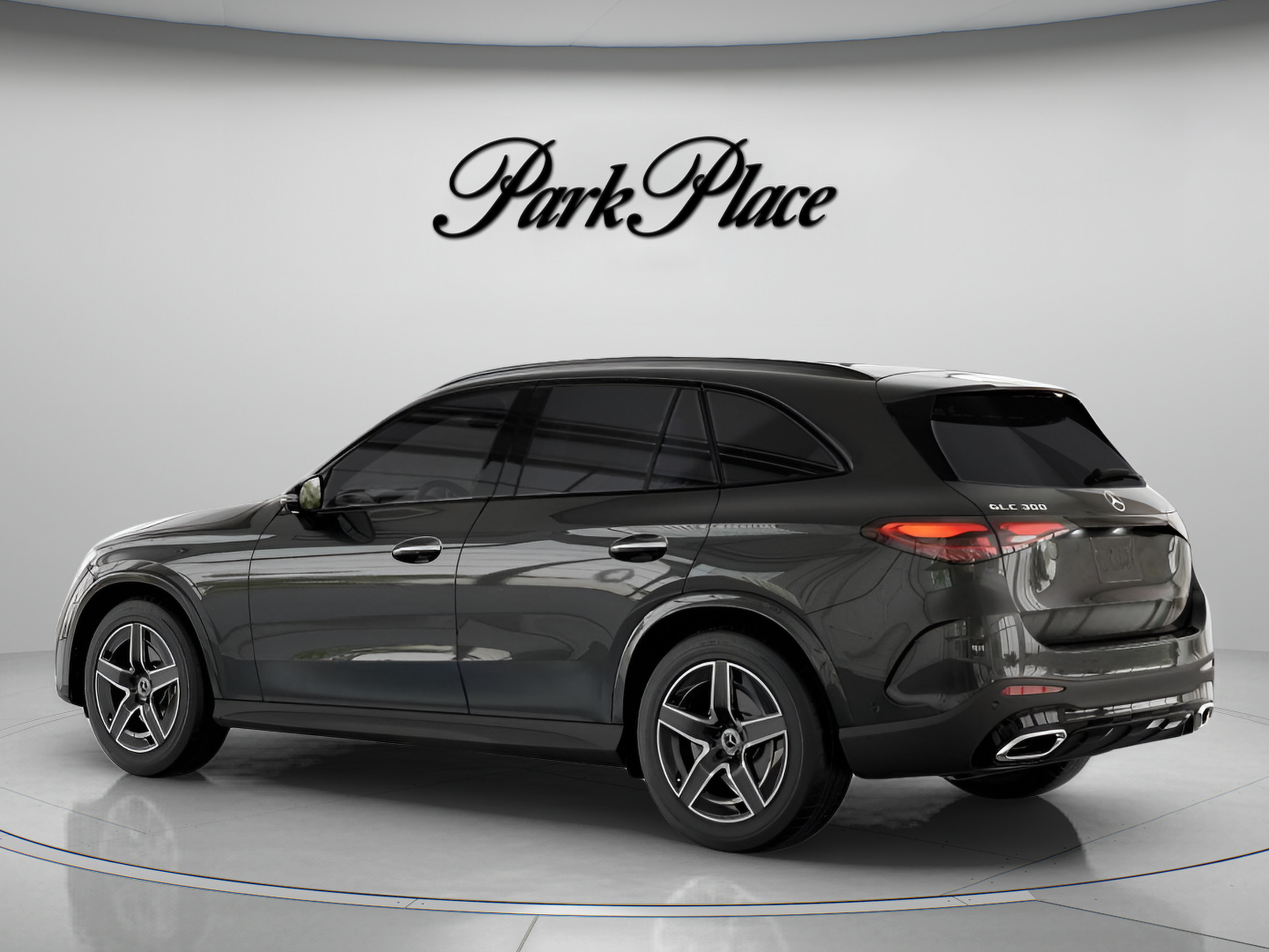 Used 2026 Mercedes-Benz GLC 300 image 13