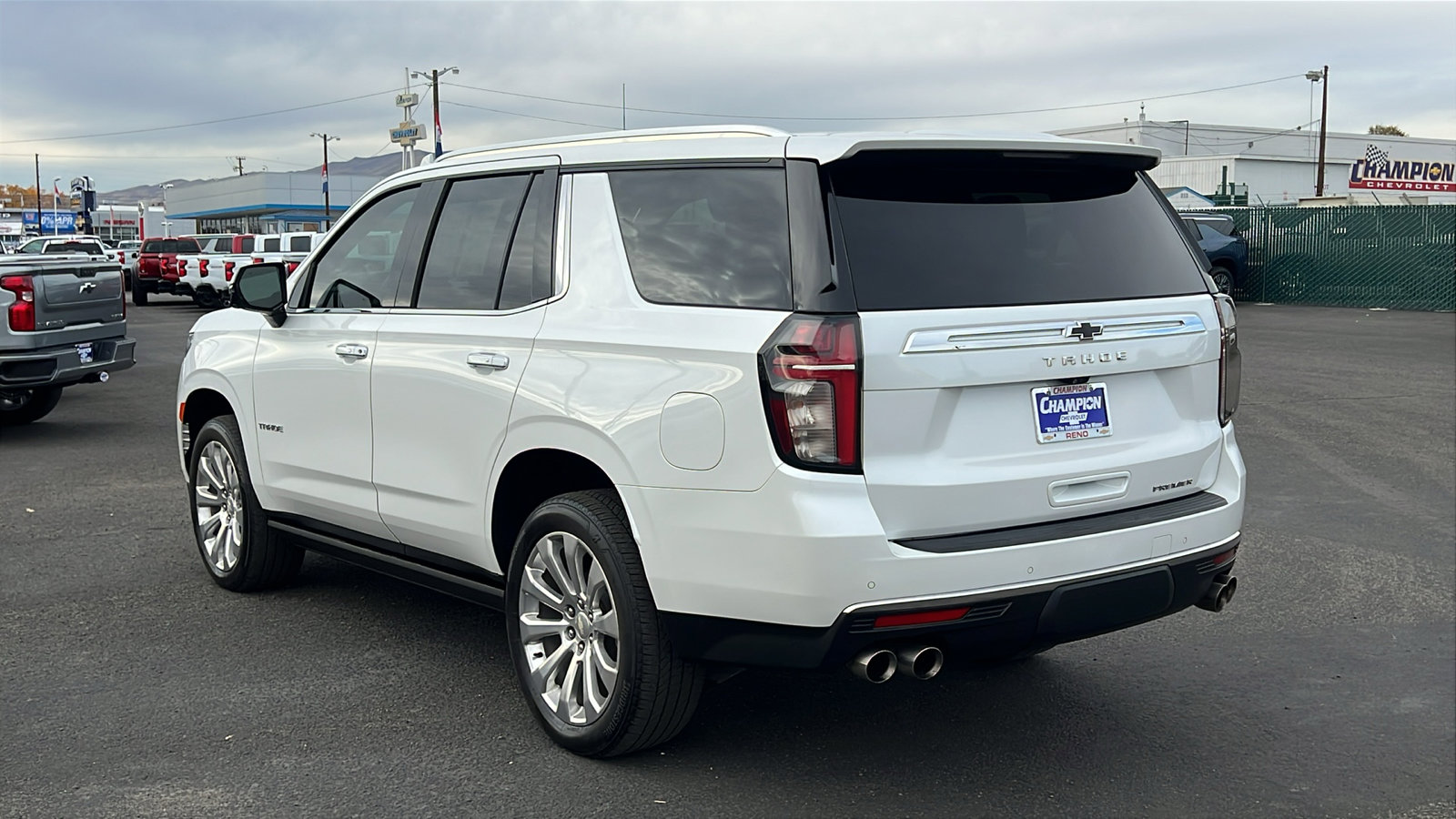 Used 2021 Chevrolet Tahoe Premier w/ Premium Package image 7