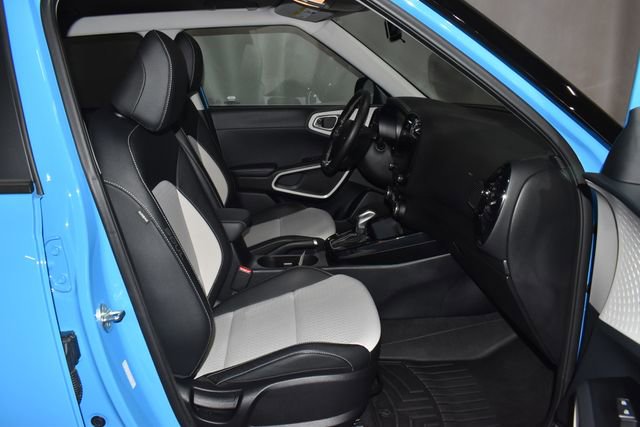 Used 2023 Kia Soul GT-Line image 29