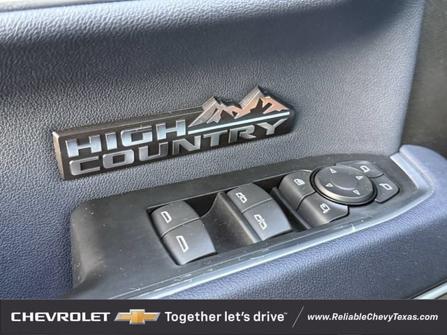 Used 2026 Chevrolet Silverado 1500 High Country AWD/4WD image 31