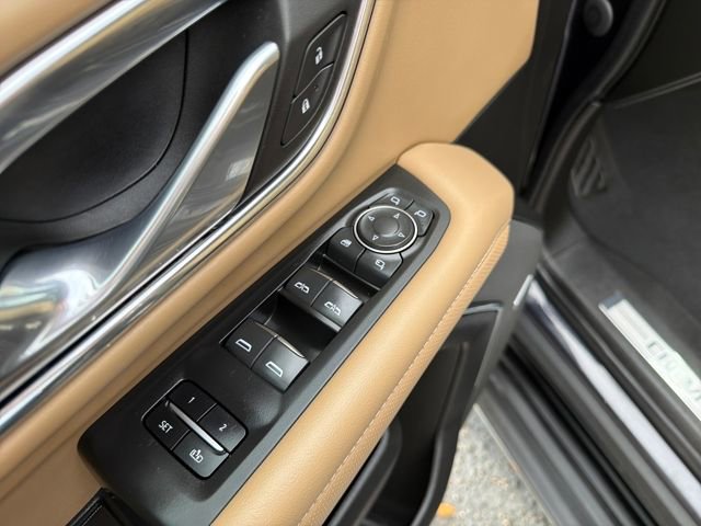 Used 2023 Chevrolet Tahoe Premier image 13