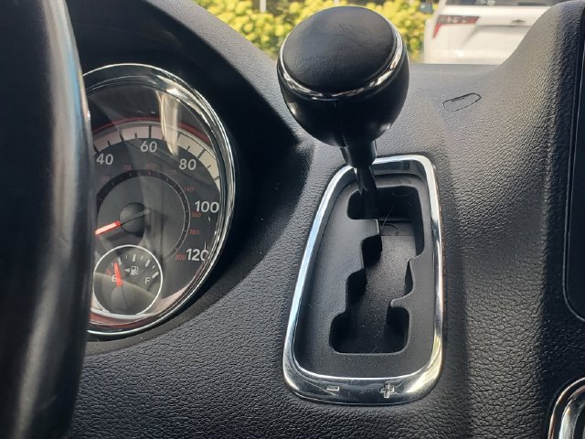 Used 2019 Dodge Grand Caravan GT FWD image 21