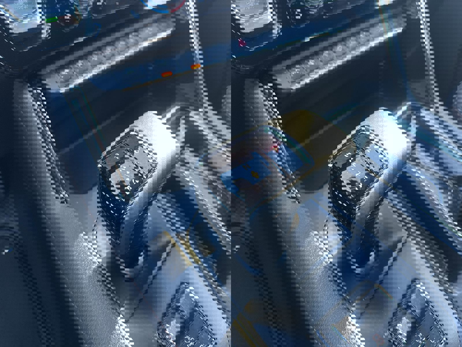 Used 2025 GMC Sierra 1500 AT4 image 30