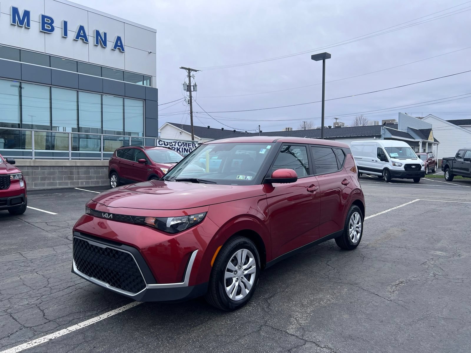 Used 2023 Kia Soul LX FWD image 4