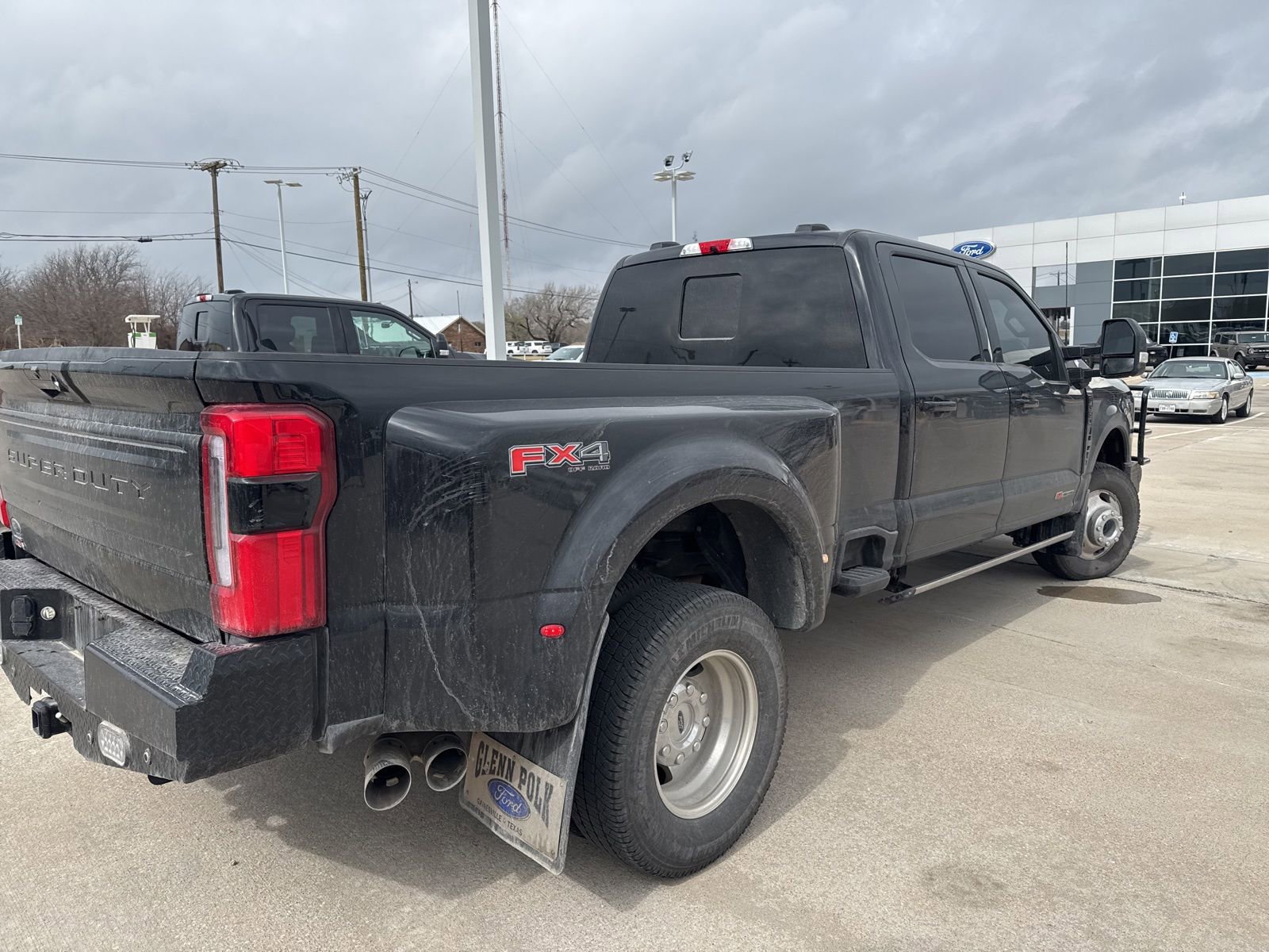 Used 2025 Ford F350 Platinum image 3