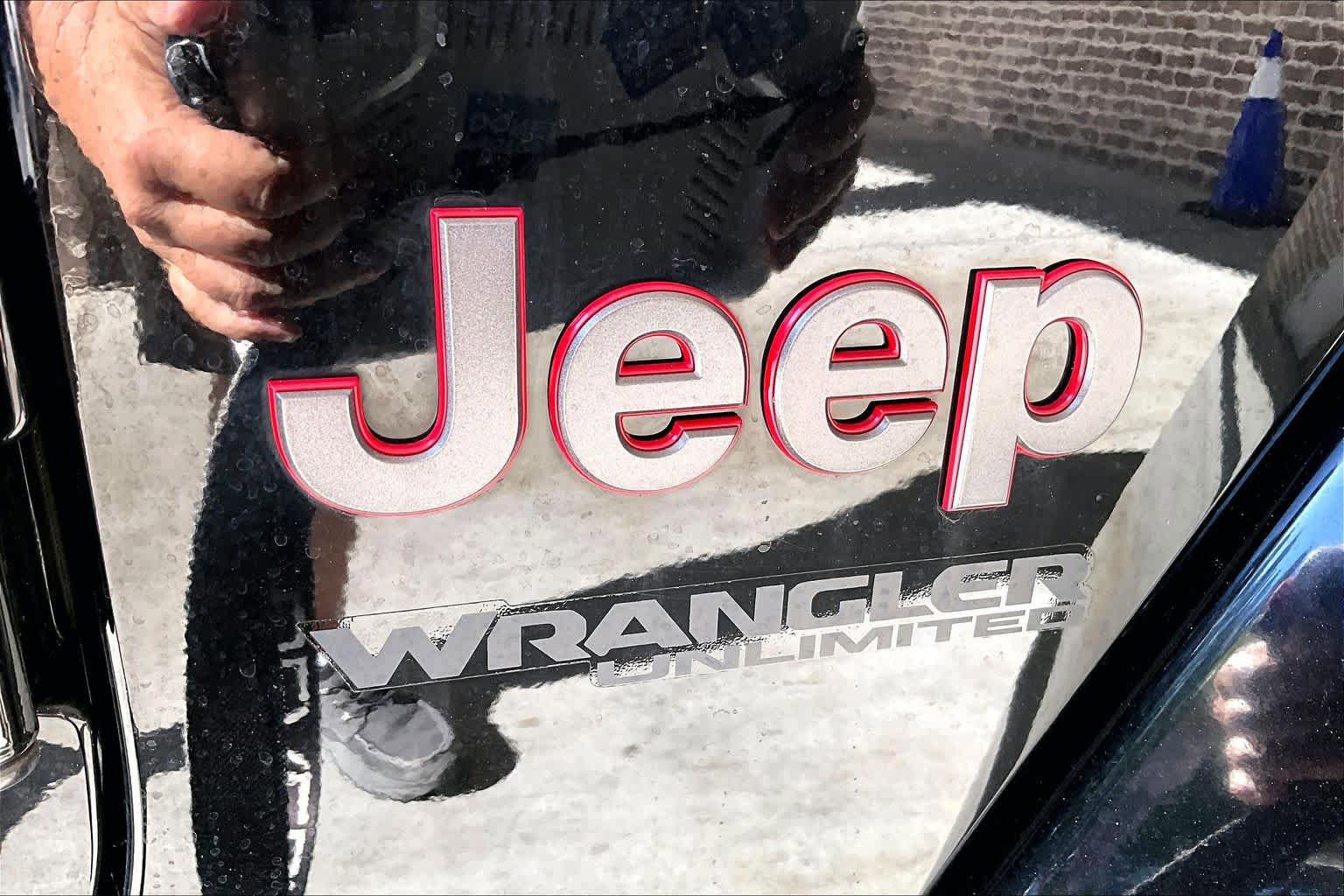 Used 2021 Jeep Wrangler Unlimited Rubicon AWD/4WD image 31