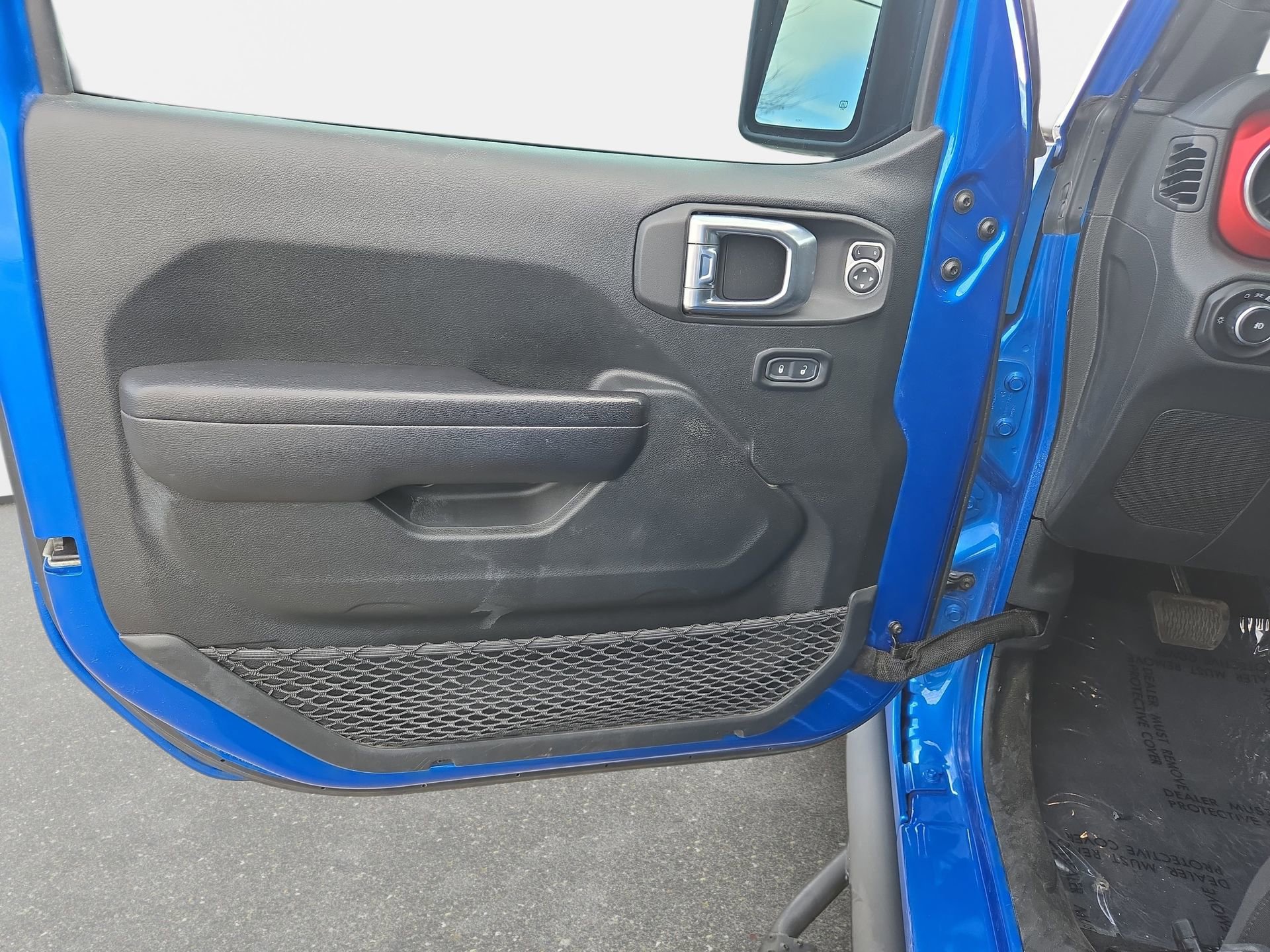 Used 2021 Jeep Wrangler Unlimited Rubicon w/ Cold Weather Group image 36