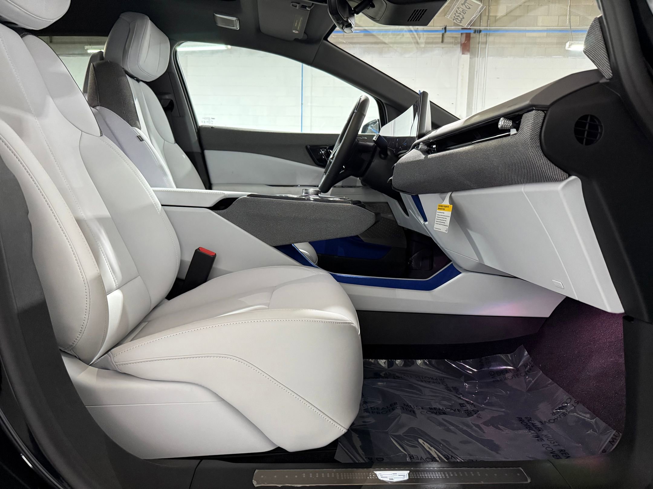 New 2026 Cadillac Optiq Sport 1 image 50