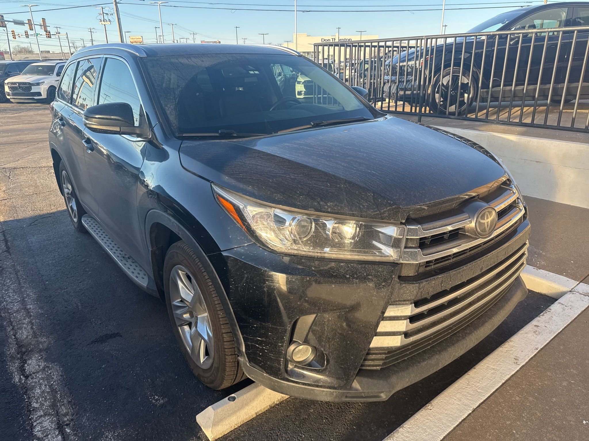 Used 2017 Toyota Highlander Limited video 1