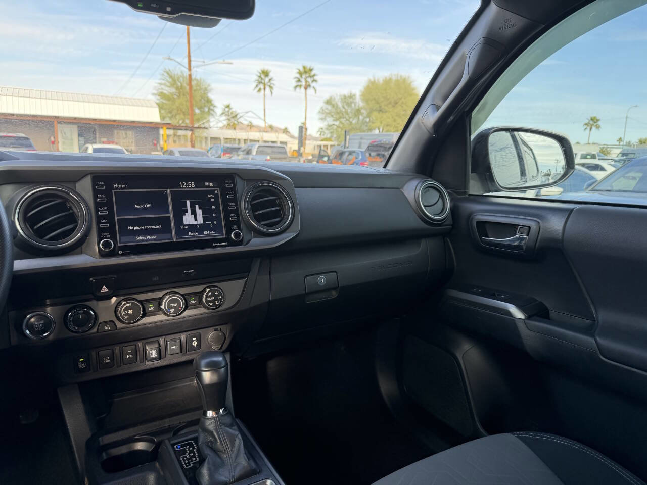 Used 2020 Toyota Tacoma TRD Off-Road w/ Technology Package image 20