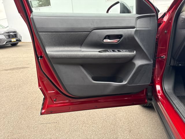 New 2026 Nissan Kicks SV w/ Cold Weather Package AWD/4WD image 15