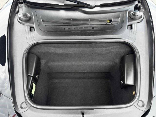 Used 2019 Porsche 911 Targa 4 AWD/4WD image 46