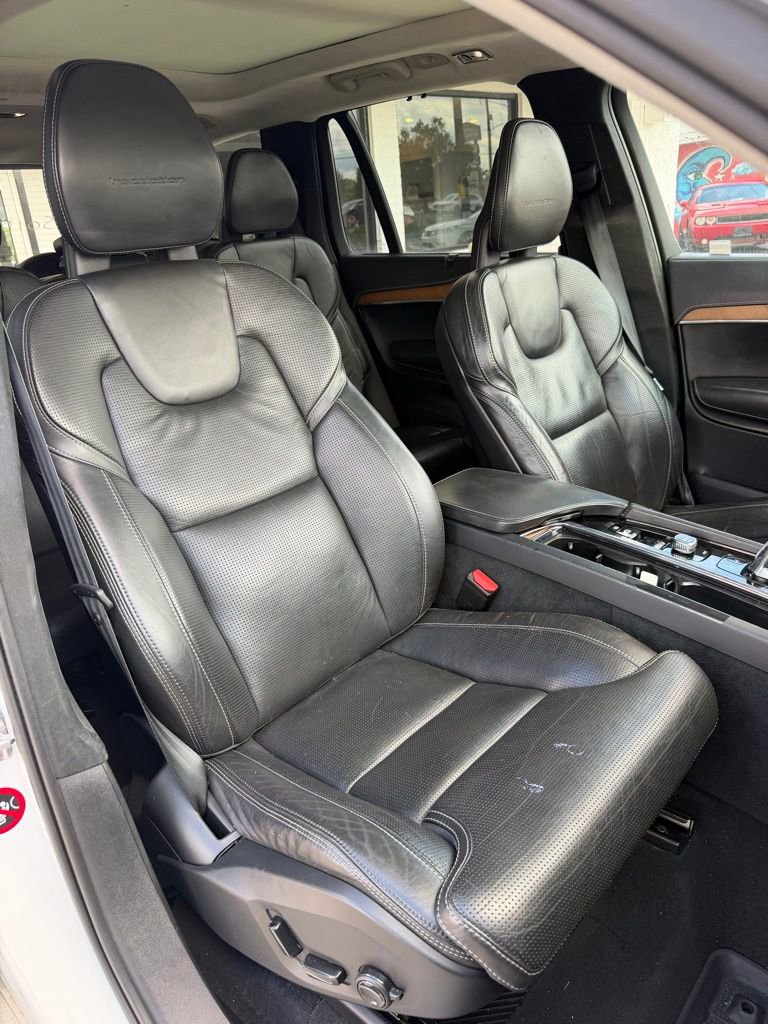 Used 2017 Volvo XC90 T8 Inscription w/ Luxury Package AWD/4WD image 23