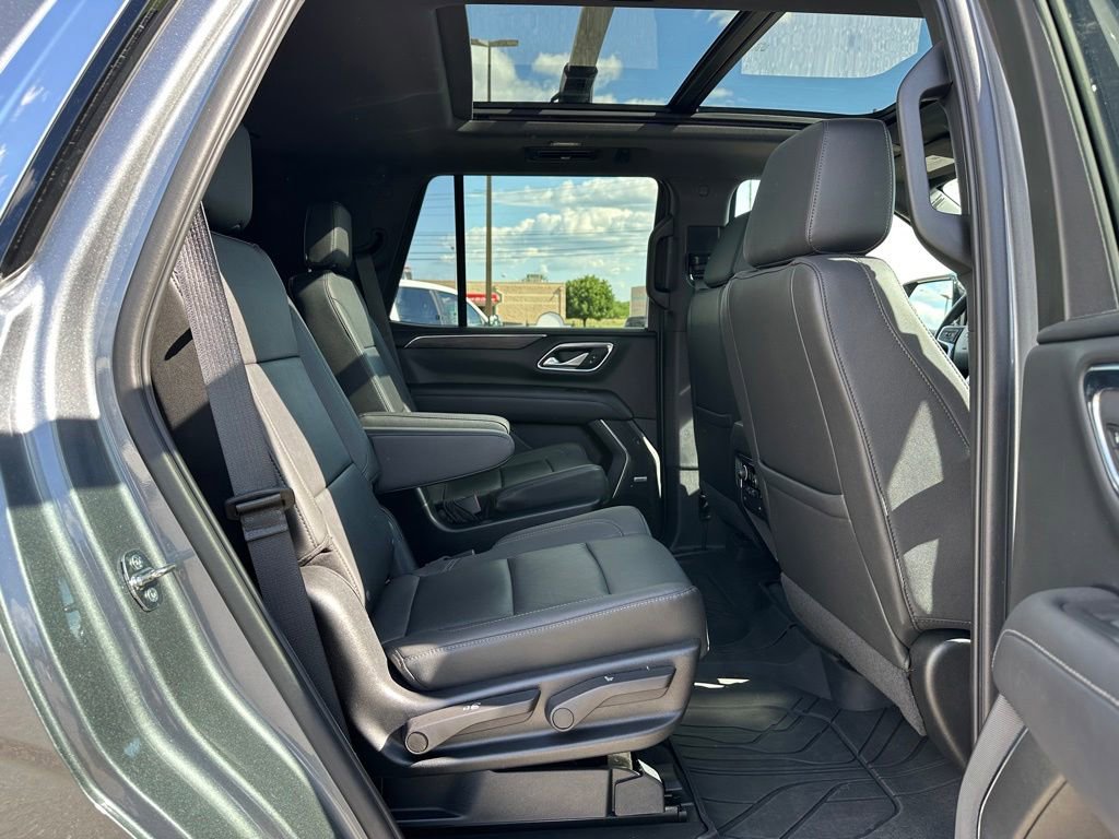 Used 2022 Chevrolet Tahoe LT w/ LT Signature Plus Package AWD/4WD image 22